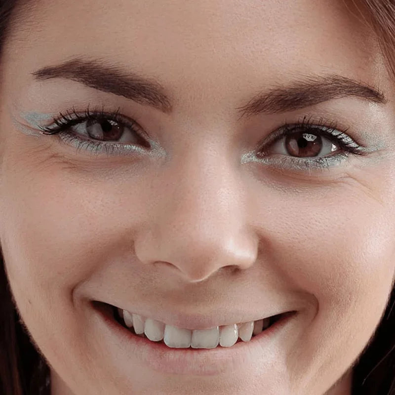 CHARLOTTE BIO - Bio Silver Eye Pencil - Stunning Eyes, Effortless Elegance! ✨👁️