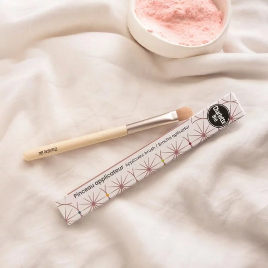 CHARLOTTE BIO - Vegan Eyeshadow Applicator Brush - Flaunt Your Beauty with Precision! 🌈✨