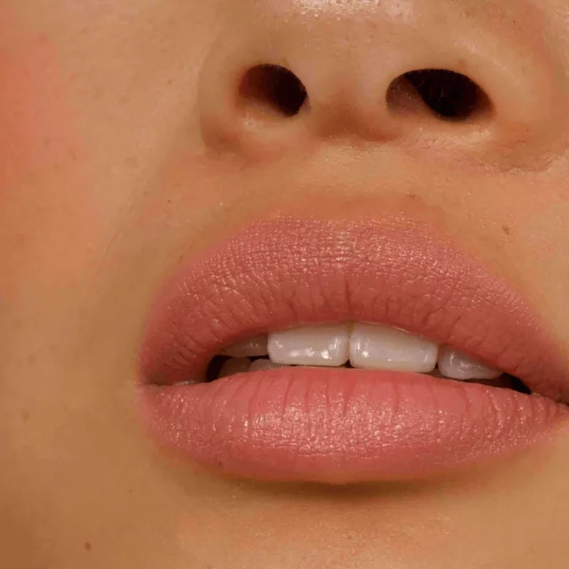 CHARLOTTE BIO - Velvet Matte Lipstick - Luxurious Lips Await đâ¨