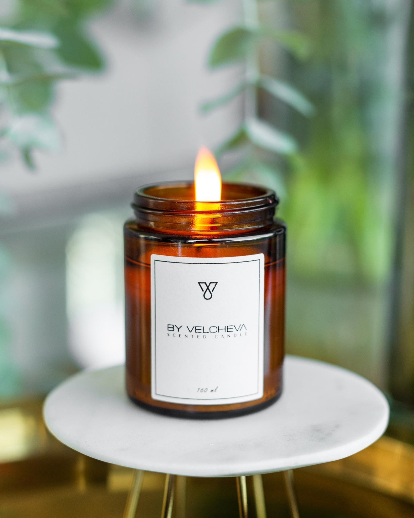 By Velcheva Duftkerze Rosso – 160 ml, rote Trauben, Beeren & Birkenholz