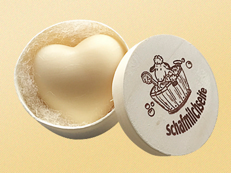 SALING - Heart Soap in Wooden Box - Unique Skincare Gift đâ¤ď¸