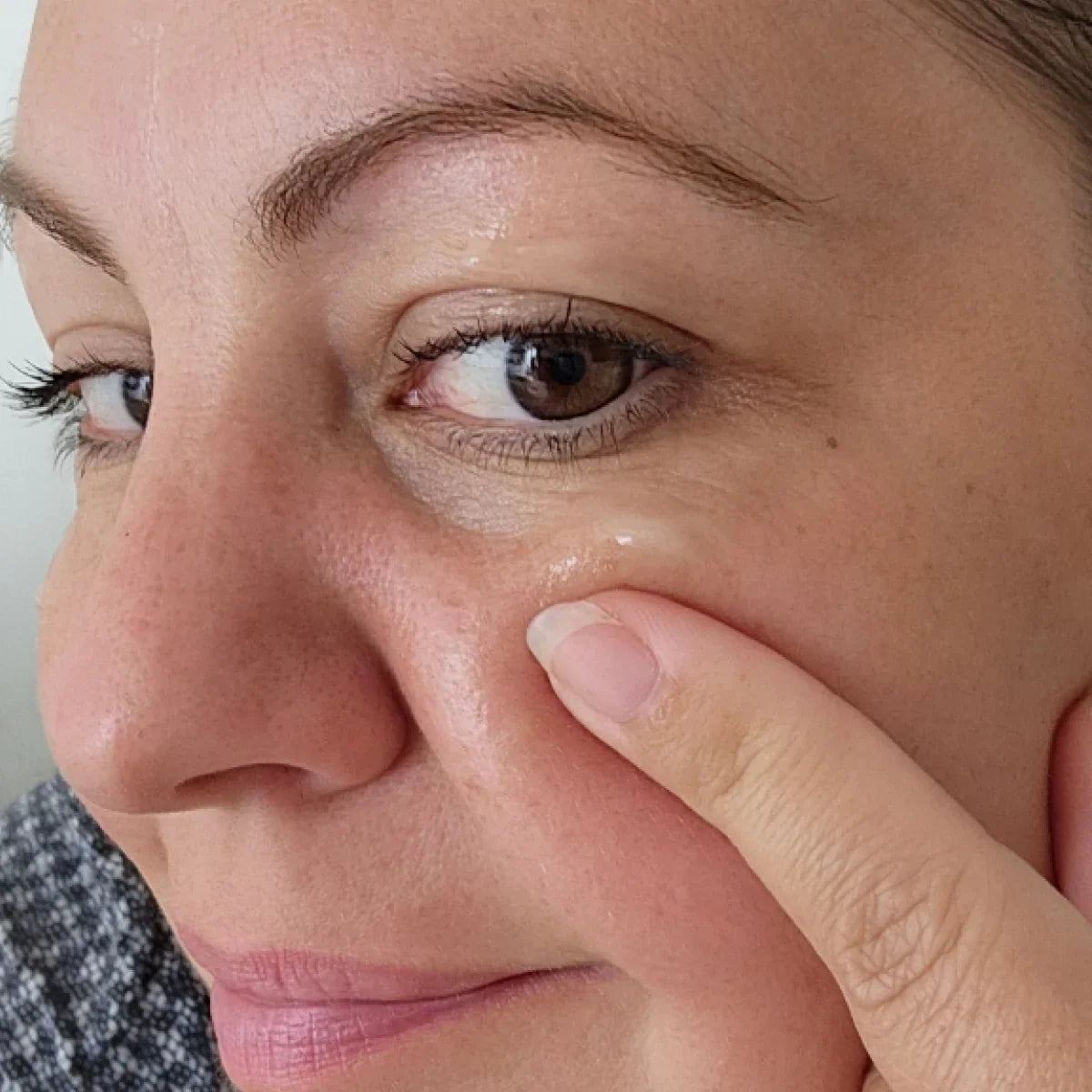 Serum yeux à la bave d'escargot certifié bio - anti-cerne, anti-ride - Mademoiselle Agathe