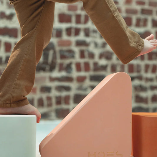 Play Block Triangle- Earth