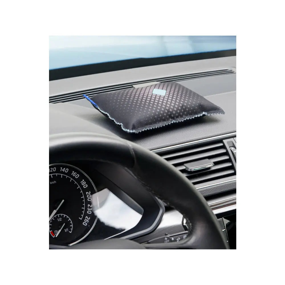 Wenko - Car Dehumidifier with Indicator - Stay Fresh & Dry! 🚗💧