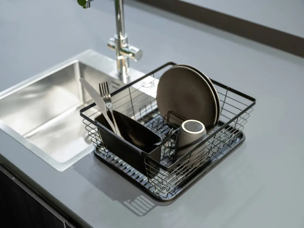 Wenko - Drip Black Dish Rack - Sleek & Efficient! 🖤✨