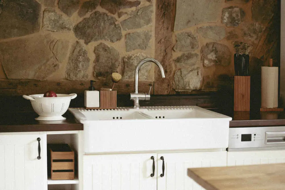 Wenko - Bamboo Dish Soap Dispenser & Utensil Holder - Eco-Friendly Elegance 🌿✨