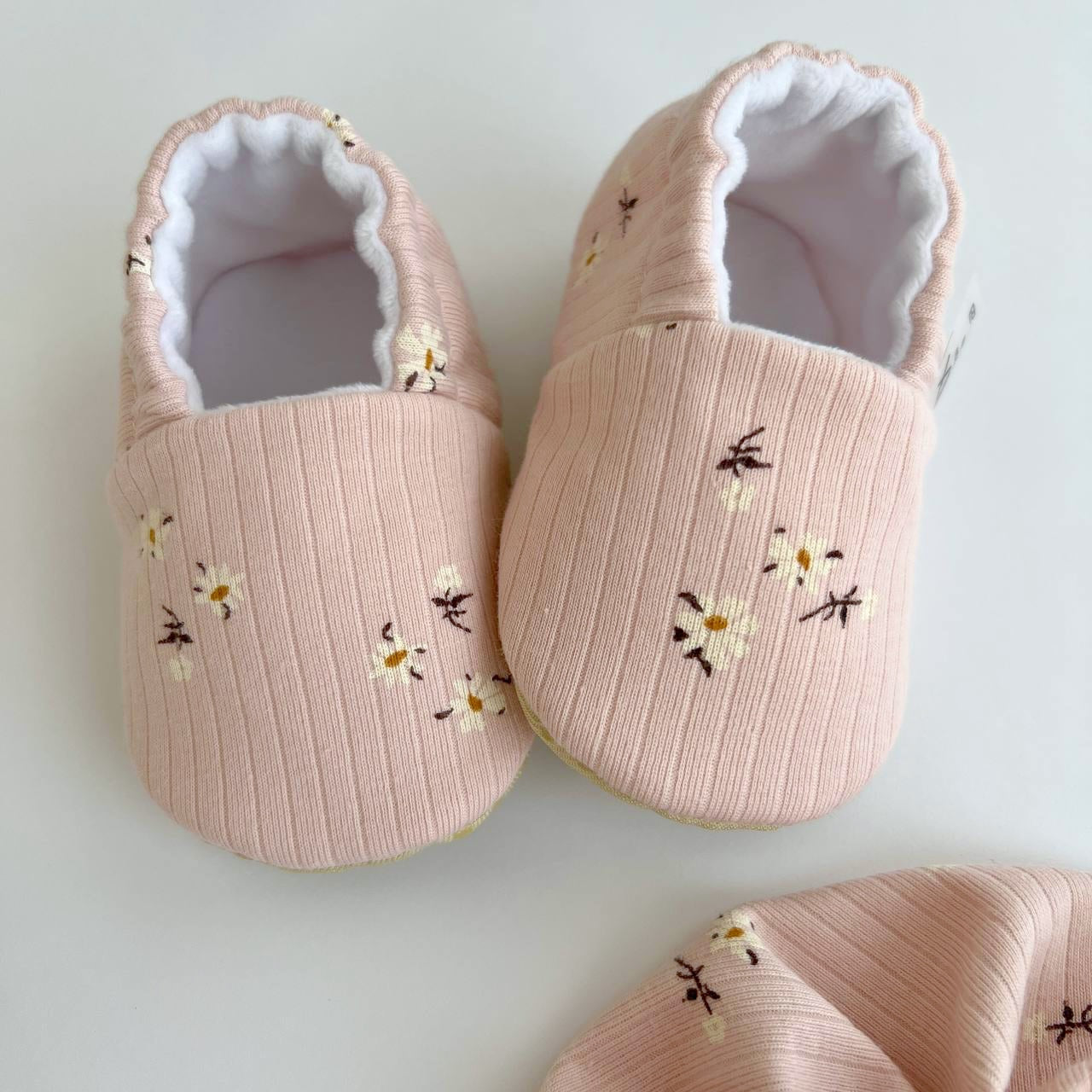 Slippers Flowers