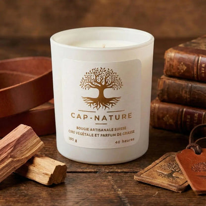 Bougie Artisanale Suisse à la Cire de Soja – Parfum Cuir et Bois