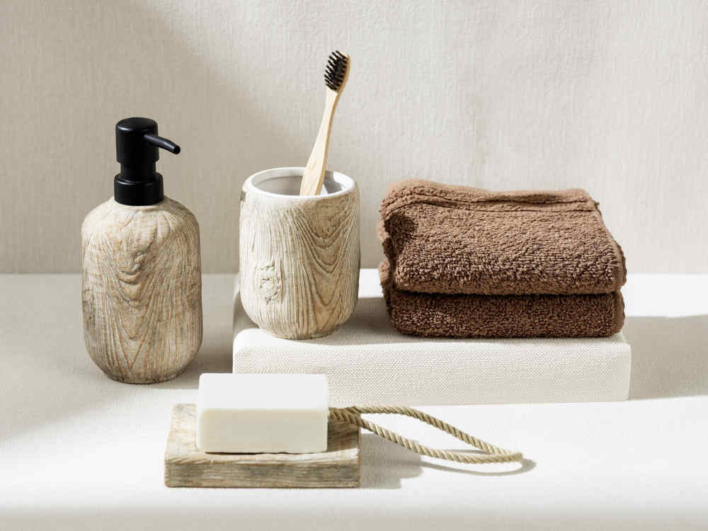Wenko - Ceramic Toothbrush Cup - Elegant Bathroom Essential 🌿✨