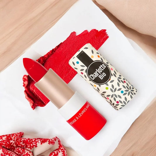 CHARLOTTE BIO - Matter Lipstick Real Red Organic - Bold Color, Eco-Friendly! 💄🌿