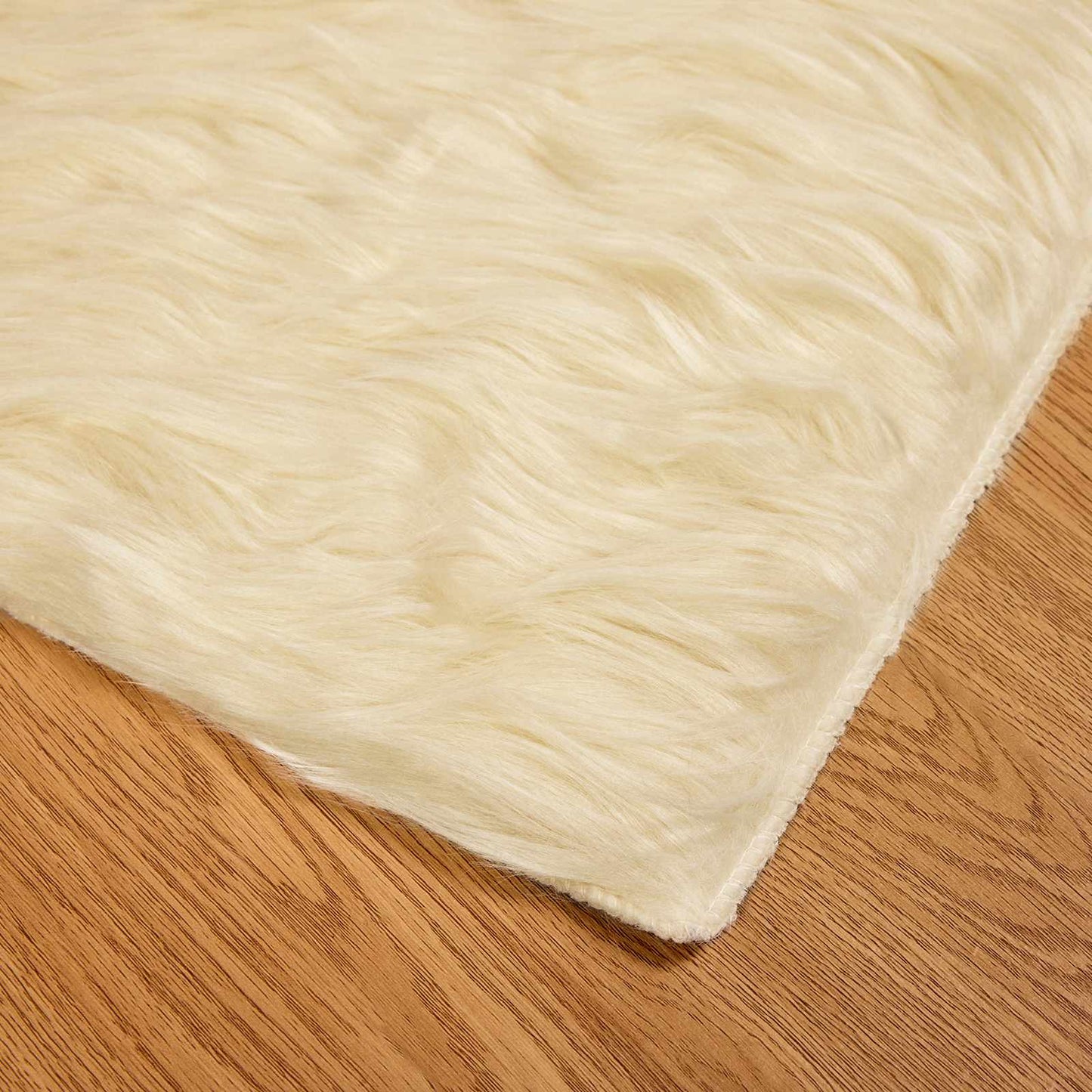 Kunstschaffell Teppich Tafalla Creme 120 x 170 cm Polyester