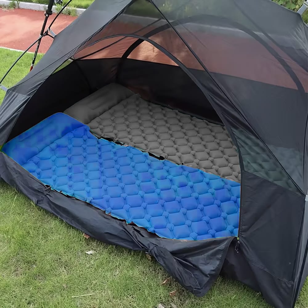 Aufblasbare Camping-Matratze – 190 x 60 cm, eingebaute Fuss-Luftpumpe