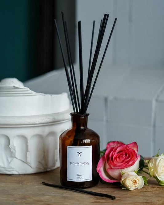 By Velcheva Raumduft Mikado Dubai – 125 ml, Damaszener Rose, Oud & Vanille