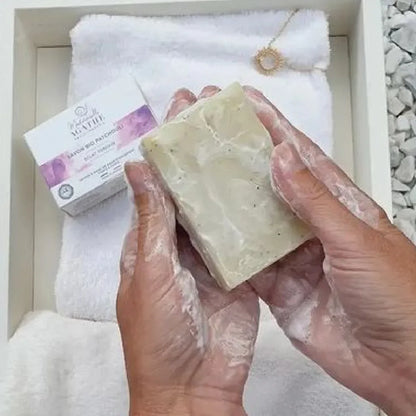 Savon patchouli à la bave d'escargot bio - éclat tonique - 100gr - Mademoiselle Agathe