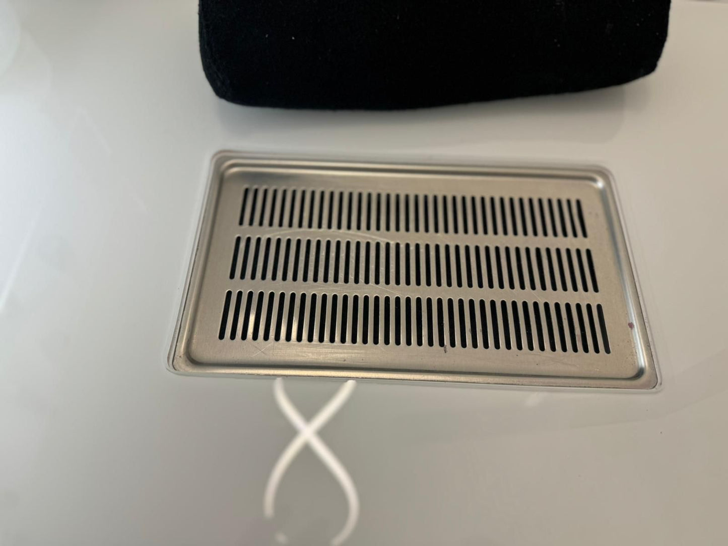 Manikürtisch Modell Gloss