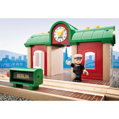 Record and Play Station