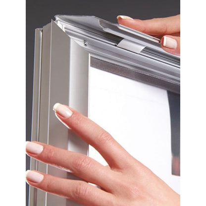 Kundenstopper Windfighter Deluxe – Outdoor