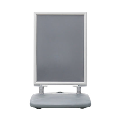 Kundenstopper Alu "Poster Swing" mit Wassertank, DIN A1, Silber, Outdoor