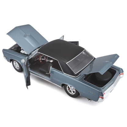 Pontiac GTO Hurst Edition 1965 blau 1/18