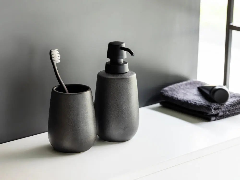 Wenko - Nerno Ceramic Soap Dispenser - Sleek Black Design 🖤✨