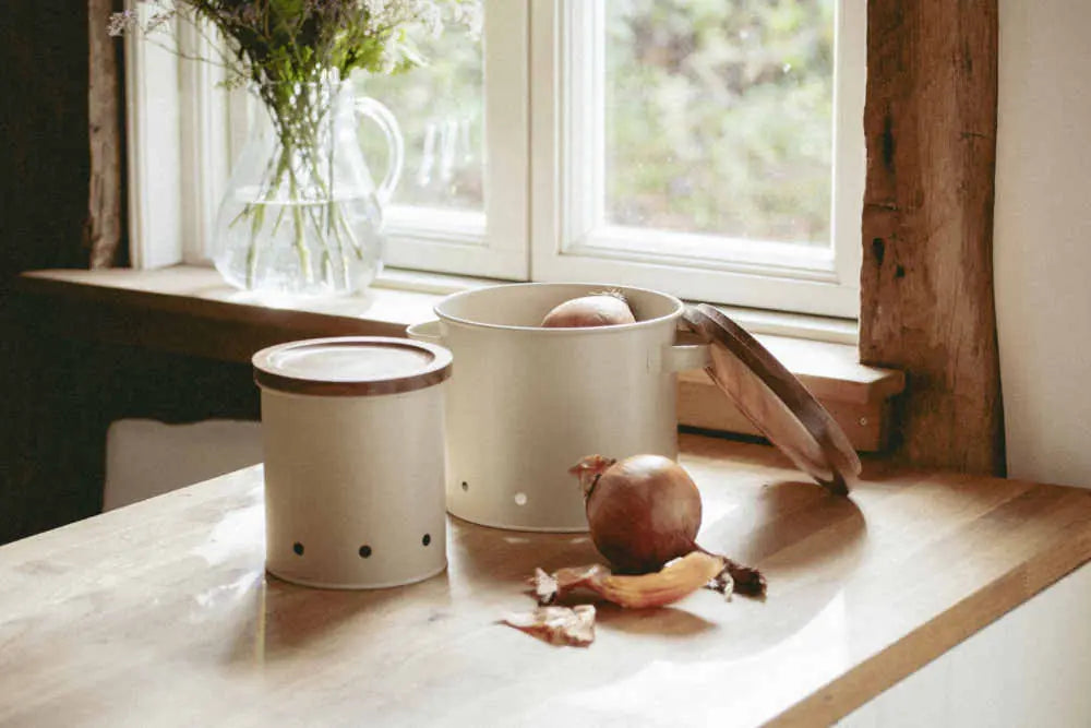 Wenko - Aria Storage Container 3.8L - Stylish Kitchen Essential 🍃🌟