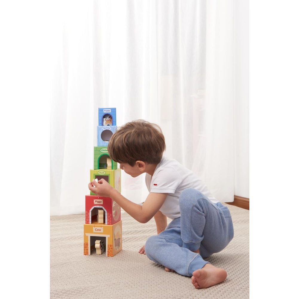 Stapelturm mit Holztiere